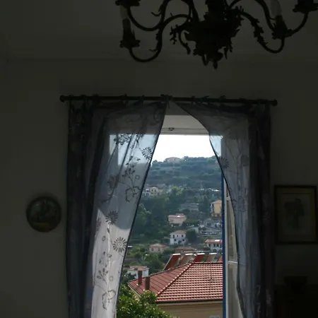 La Casa Di Flora Appartement *